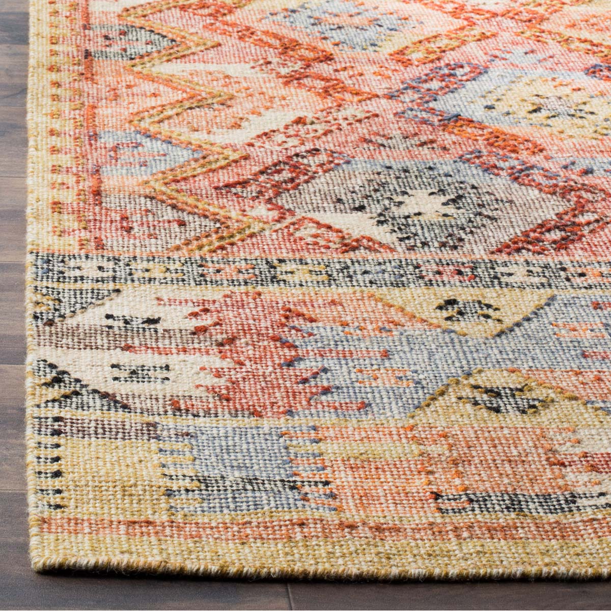 Safavieh Canyon 115 Rug, CNY115 - Red / Multi