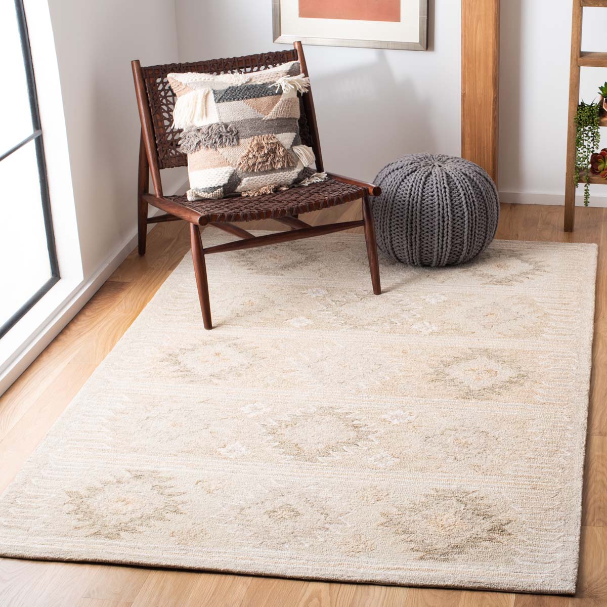 Safavieh Capri 203 Rug, CPR203 - Beige