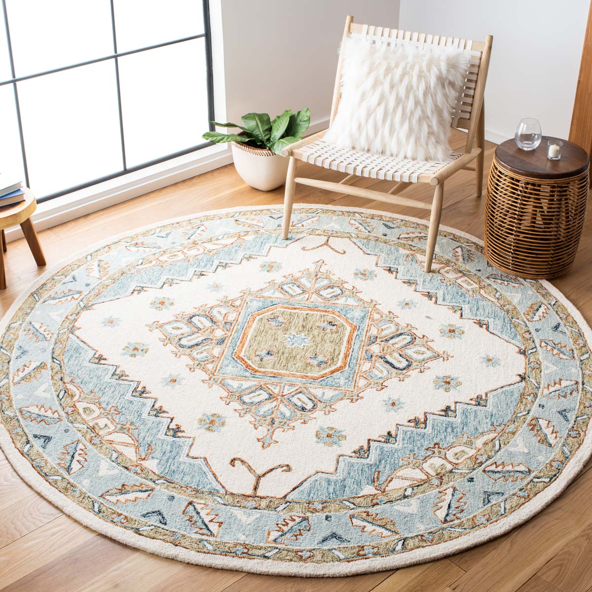 Safavieh Capri 209 Rug, CPR209 - Ivory / Rust