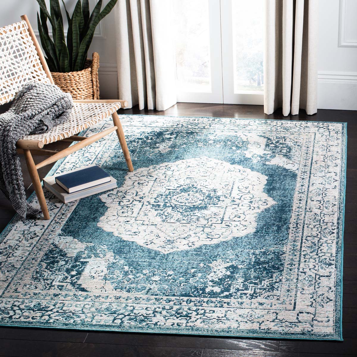 Safavieh Crystal 519 Rug, CRS519 - Beige / Dark Teal