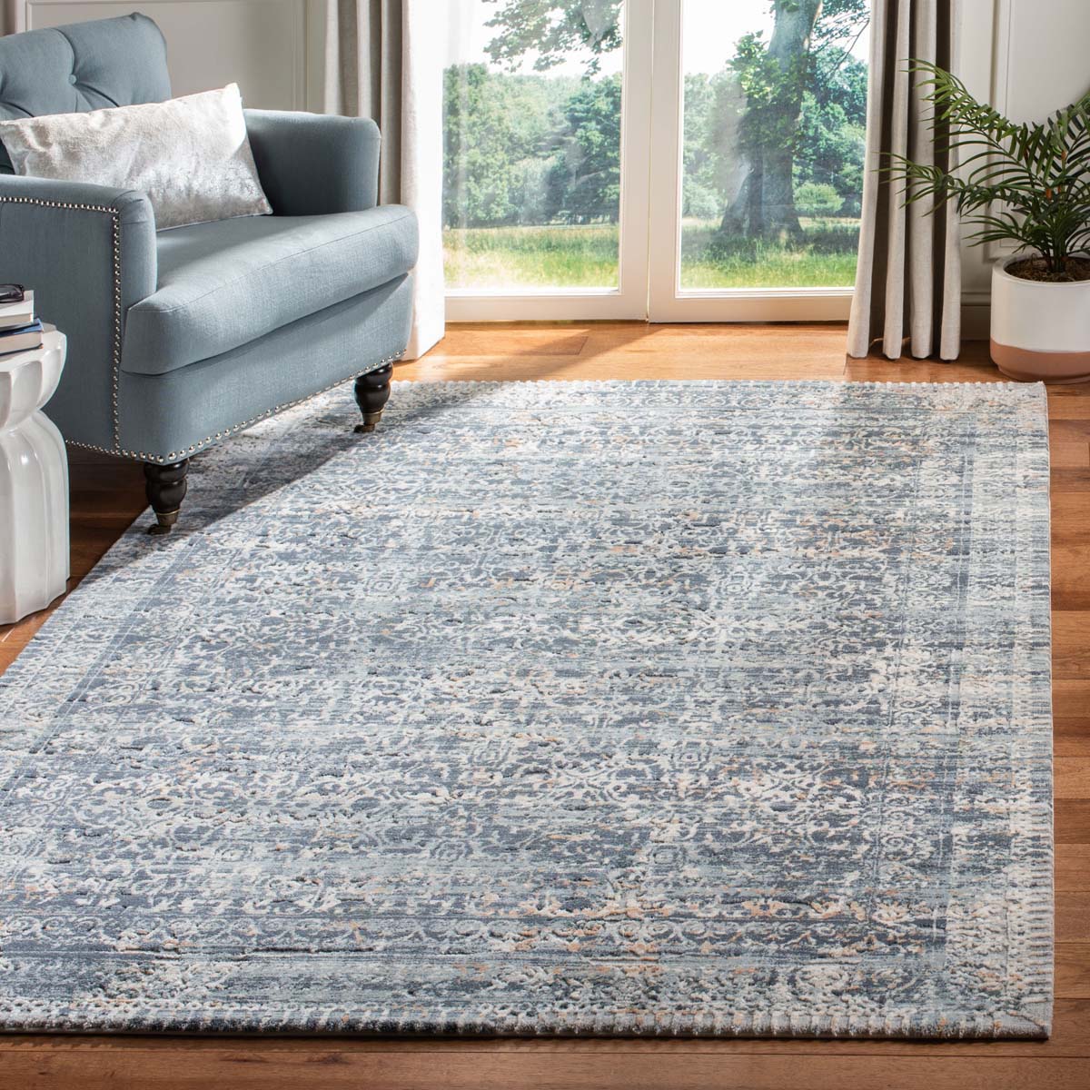 Safavieh Cosmopolitan 600 675 Rug, CSM675 - Cream / Blue