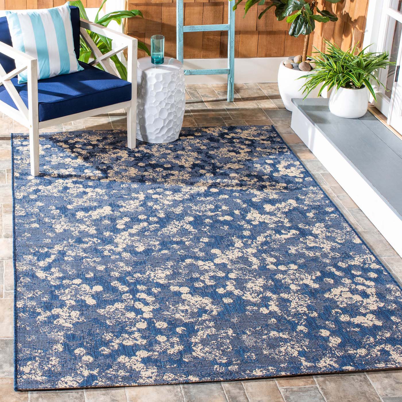 Safavieh Courtyard 333 Rug, CY6333 - NAVY / BEIGE