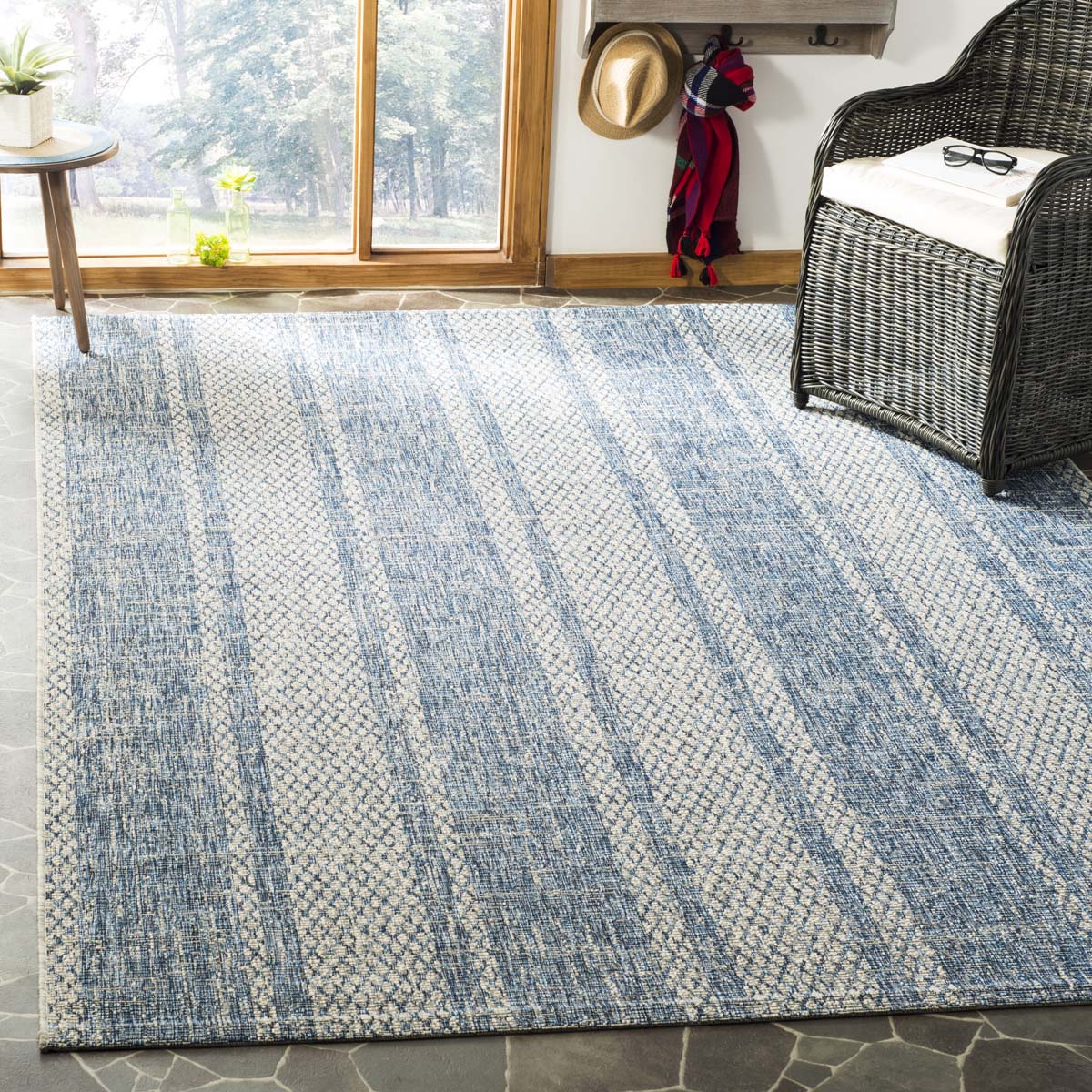 Safavieh Courtyard 961 Rug, CY8961 - LIGHT GREY / BLUE