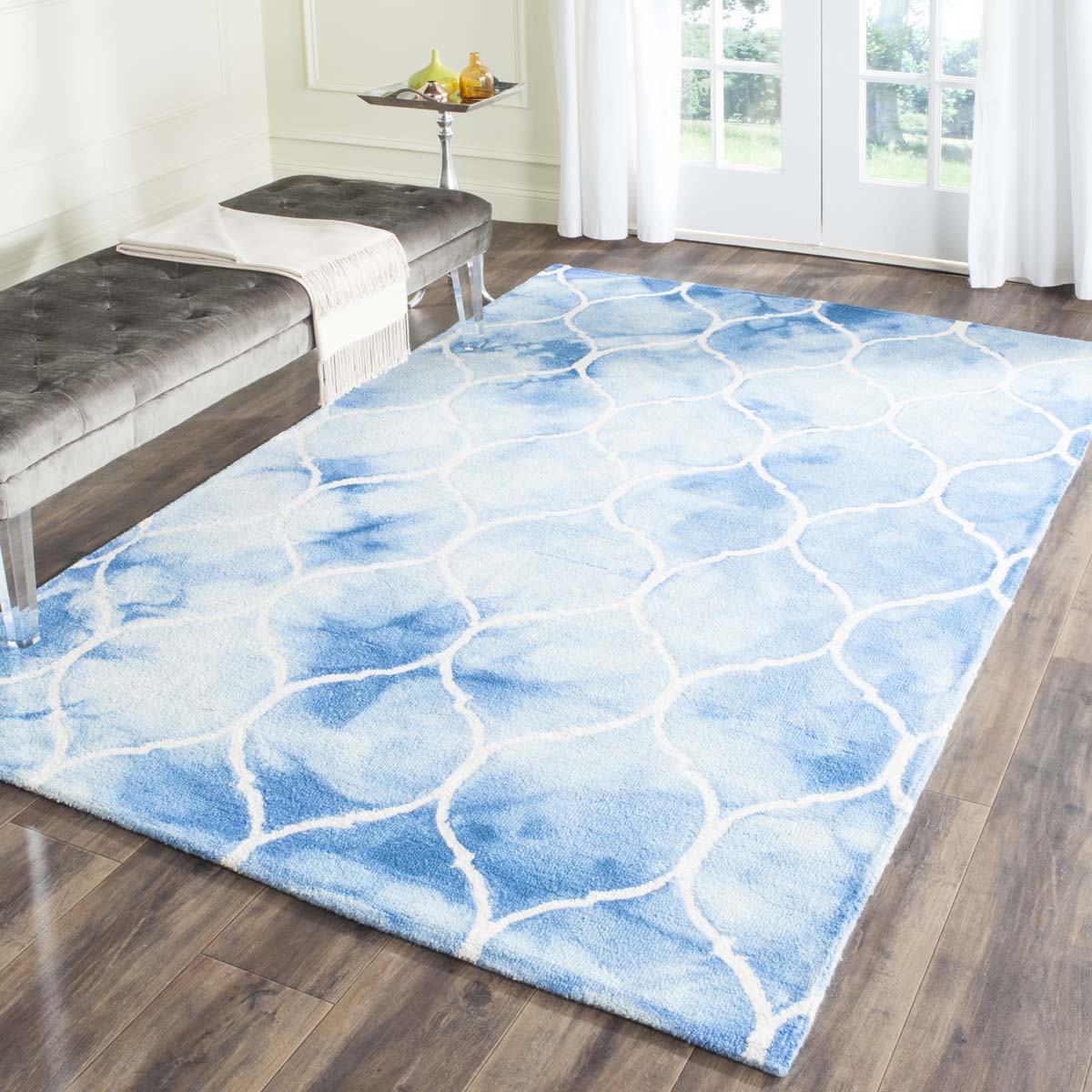 Safavieh Dip Dye 685 Rug, DDY685 - Blue / Ivory