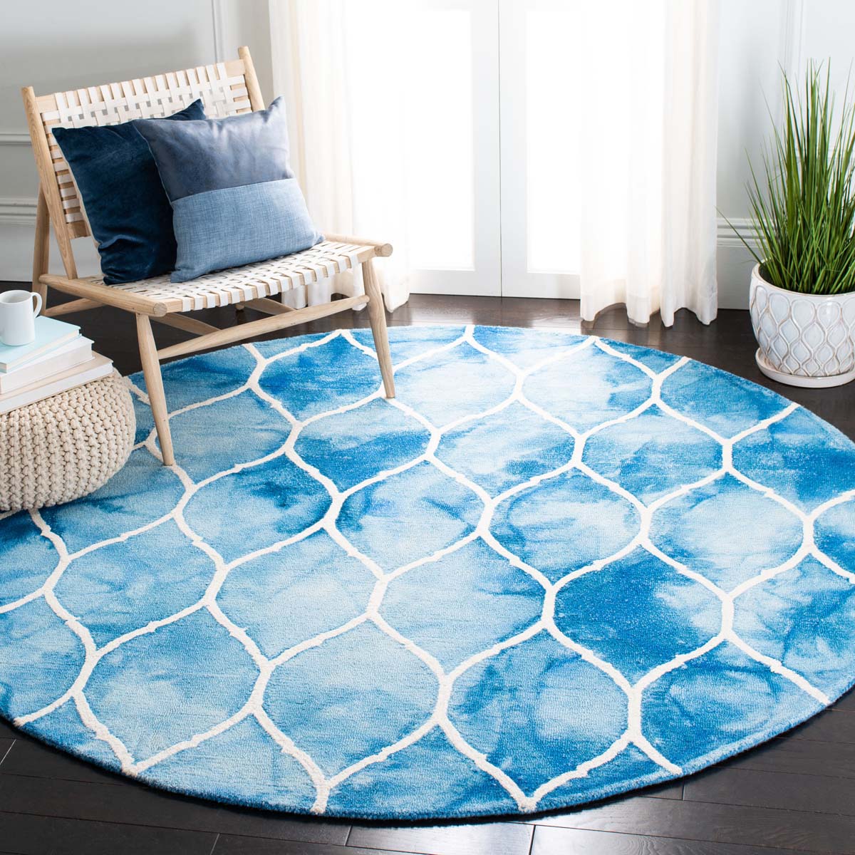 Safavieh Dip Dye 685 Rug, DDY685 - Blue / Ivory