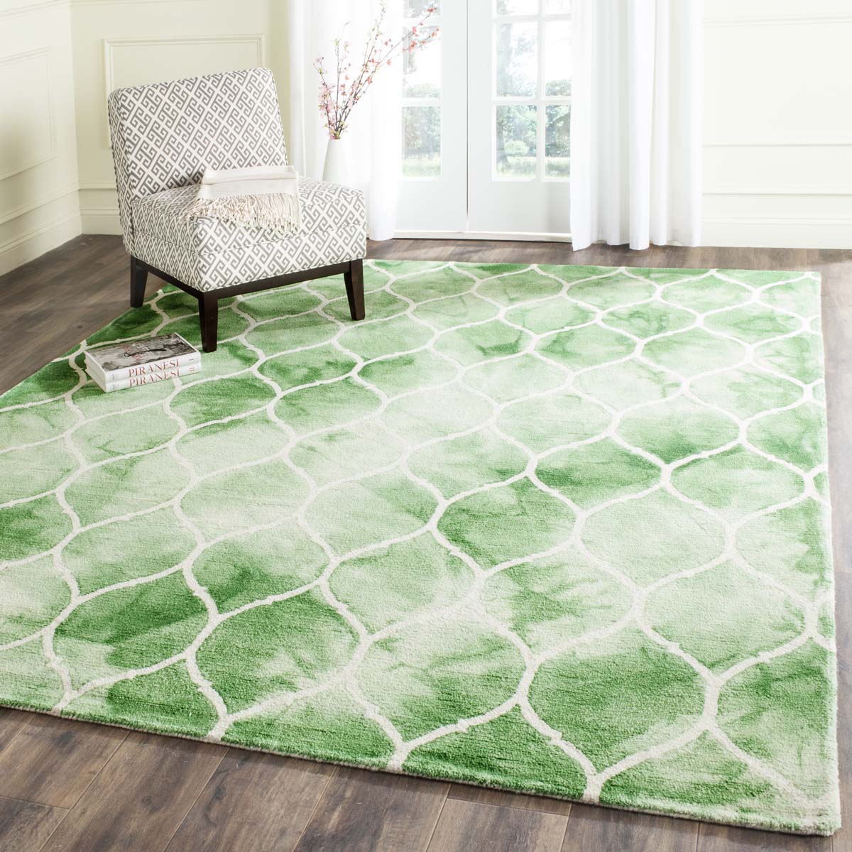 Safavieh Dip Dye 685 Rug, DDY685 - Green / Ivory