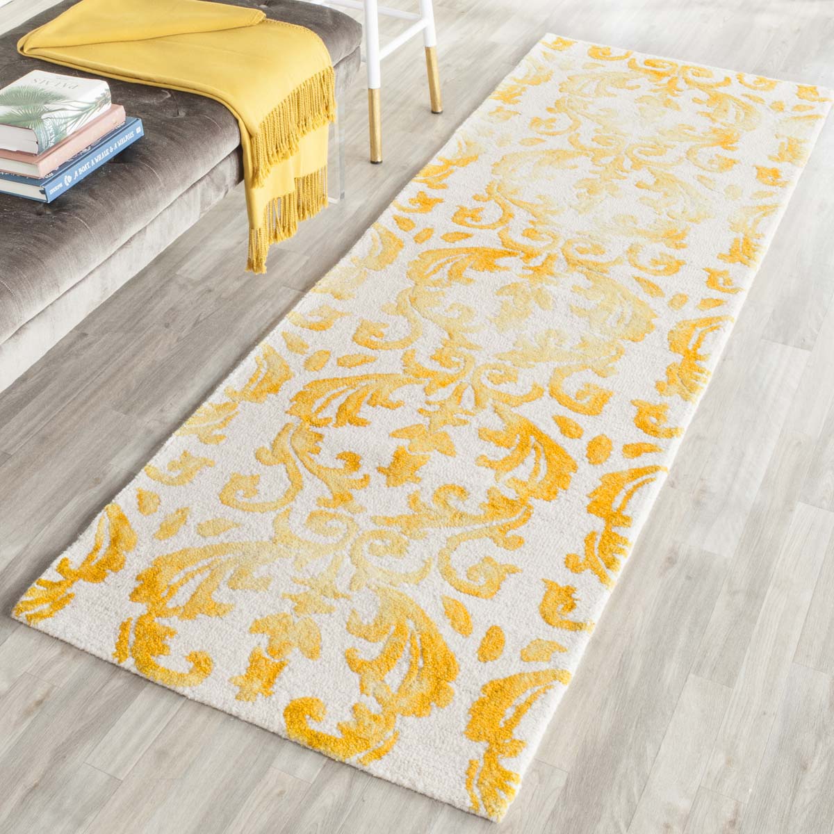 Safavieh Dip Dye 689 Rug, DDY689 - Ivory / Gold