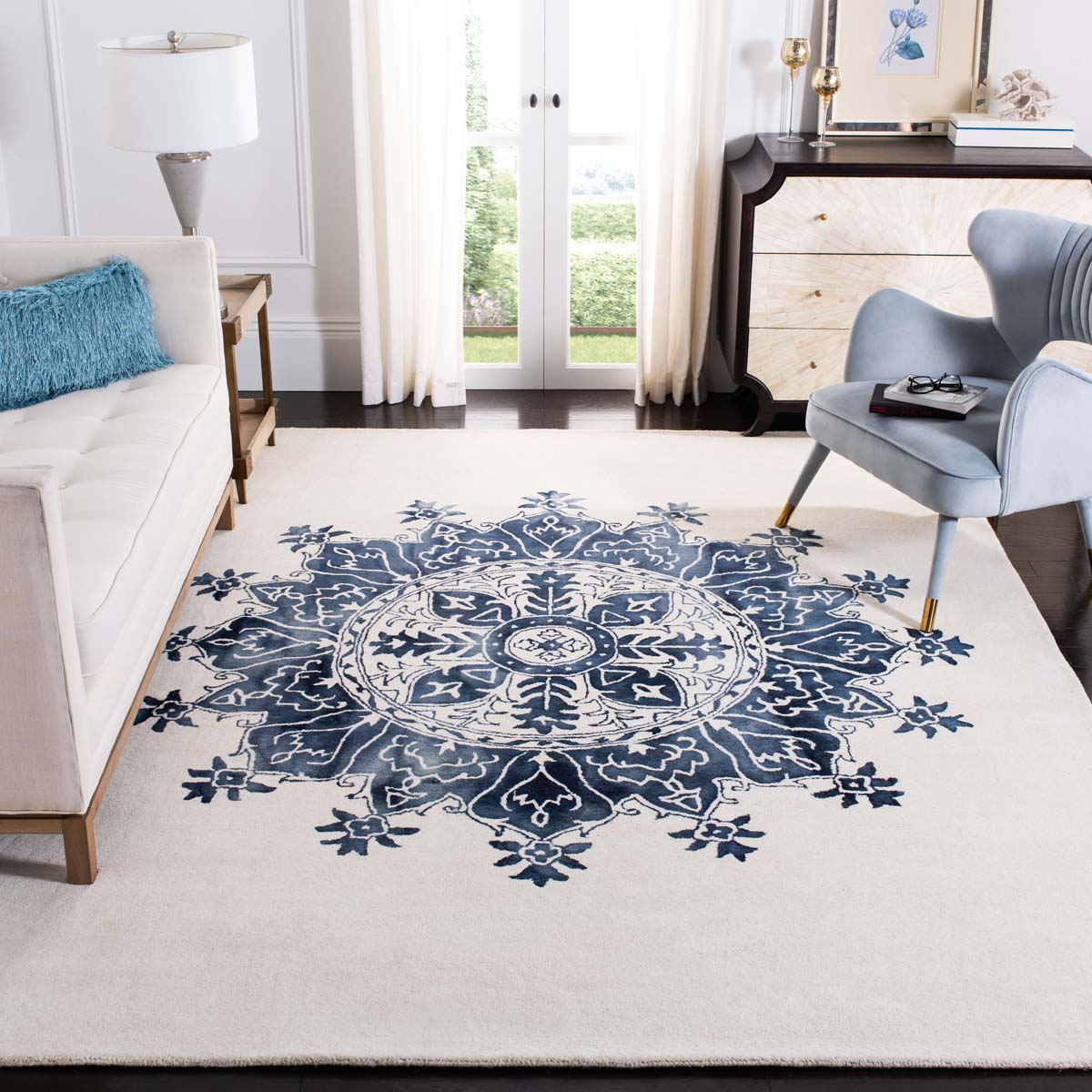 Safavieh Dip Dye 701 Rug, DDY701 - Ivory / Blue