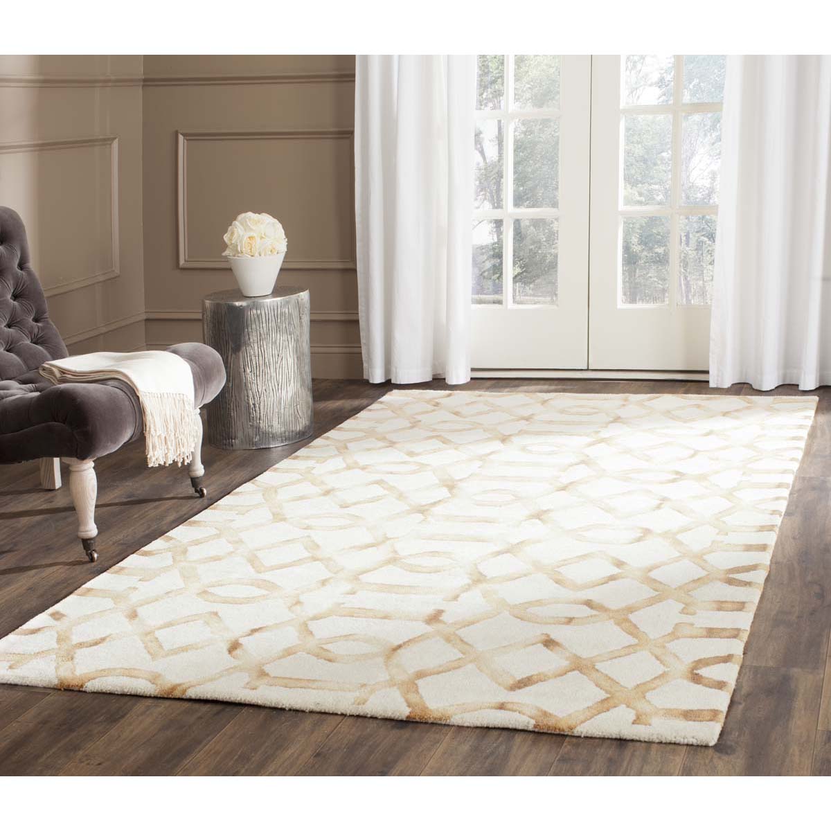 Safavieh Dip Dye 712 Rug, DDY712 - Ivory / Camel