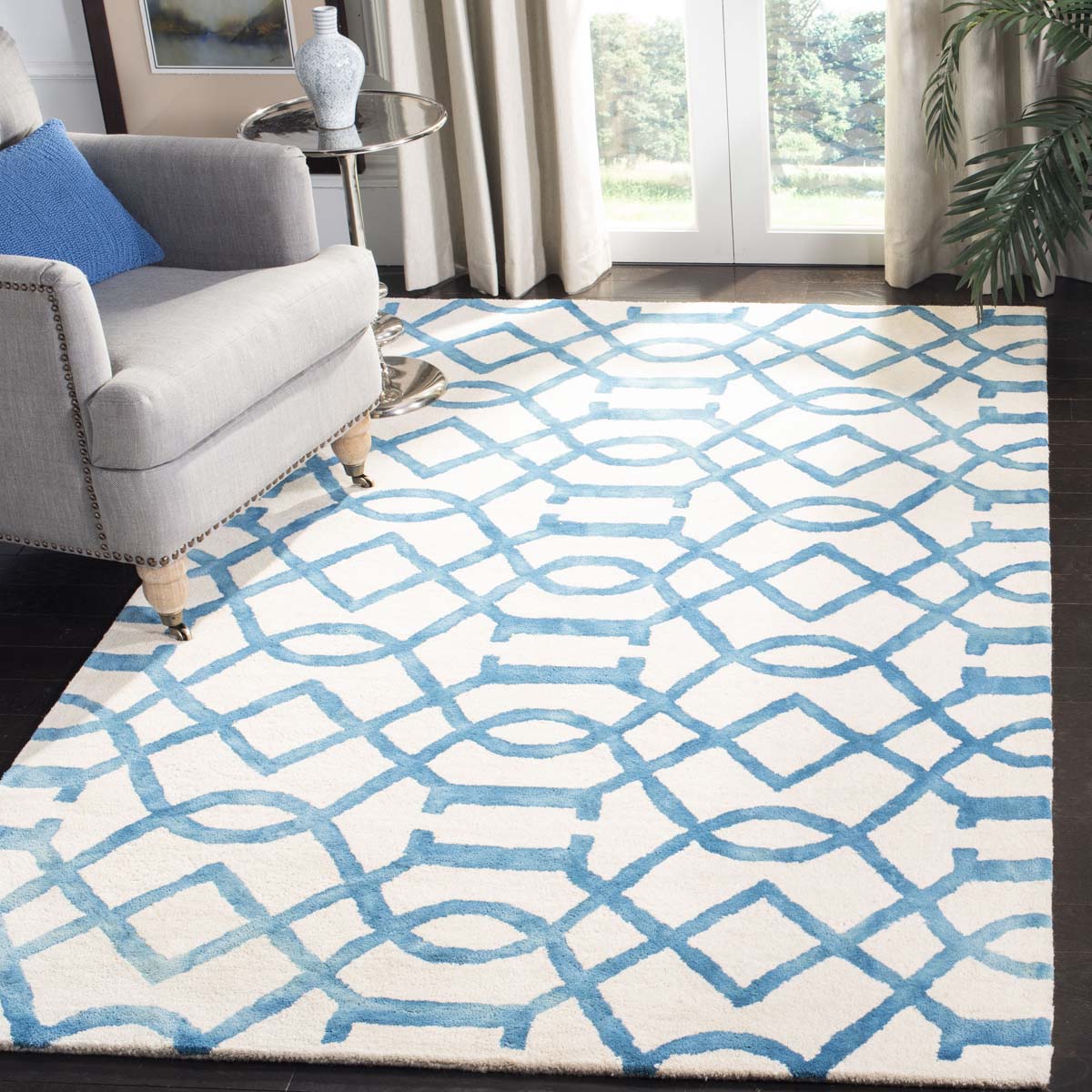 Safavieh Dip Dye 712 Rug, DDY712 - Ivory / Turquoise