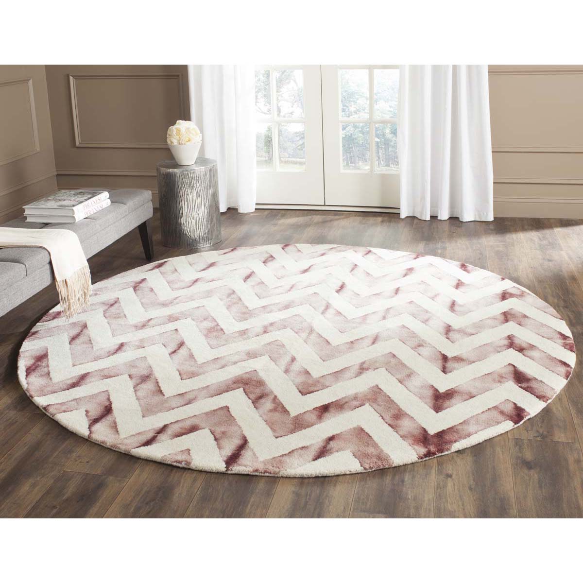 Safavieh Dip Dye 715 Rug, DDY715 - Ivory / Maroon