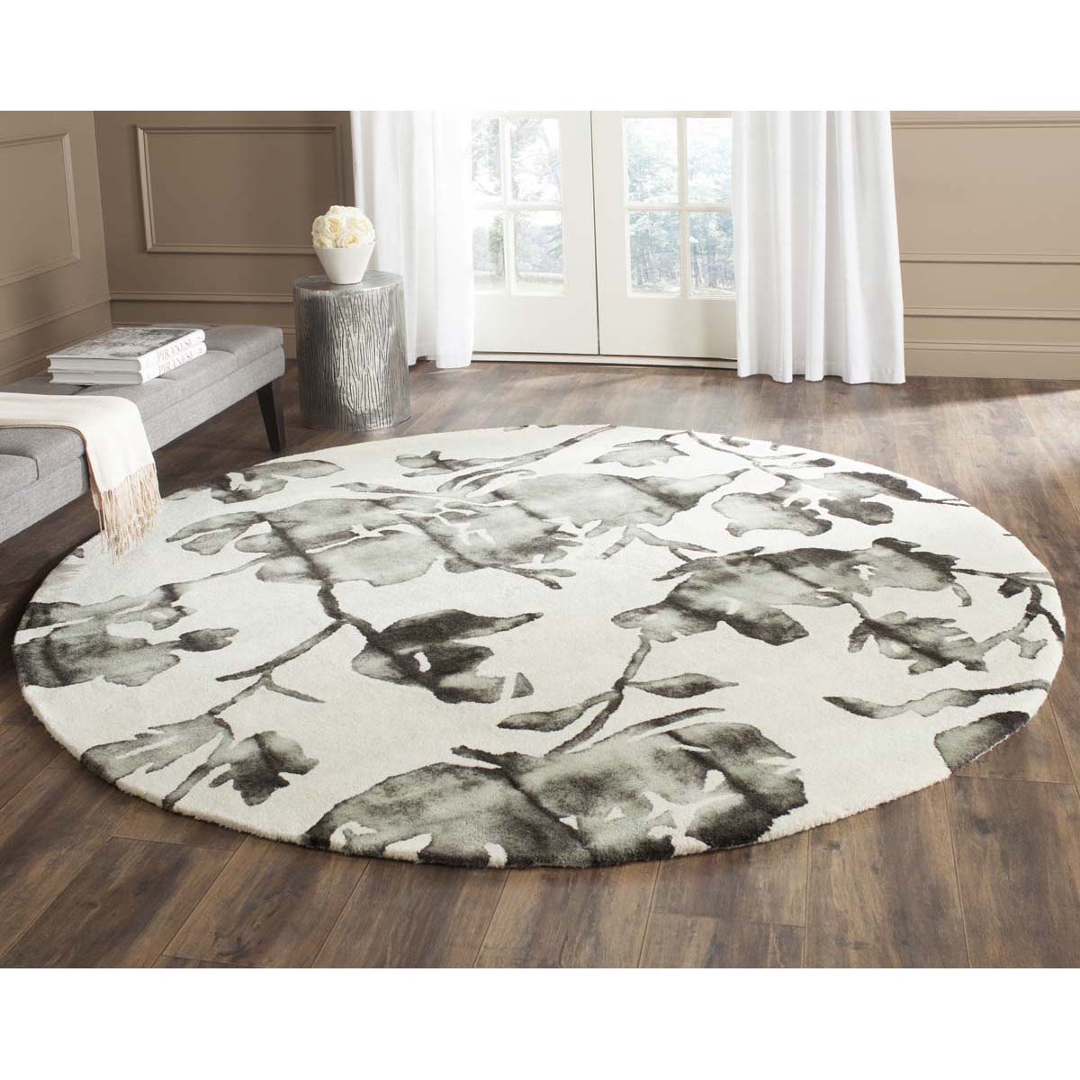 Safavieh Dip Dye 716 Rug, DDY716 - Ivory / Charcoal