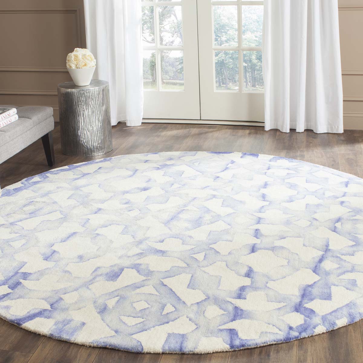 Safavieh Dip Dye 717 Rug, DDY717 - Ivory / Blue