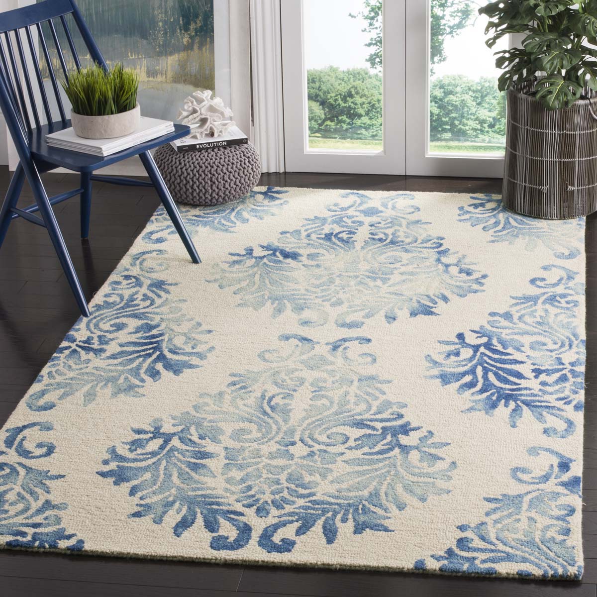 Safavieh Dip Dye 780 Rug, DDY780 - Ivory / Blue