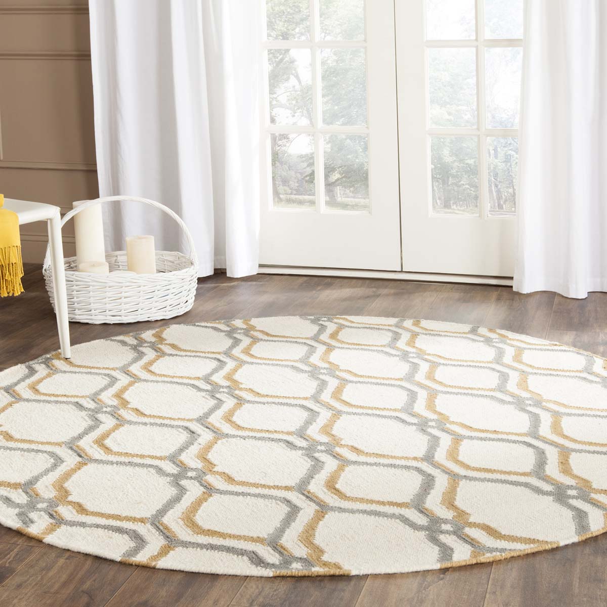 Safavieh Dhurries 104 Rug, DHU104 - Ivory / Black