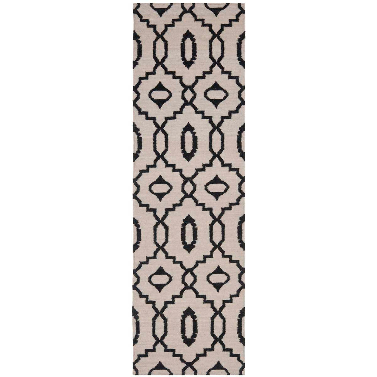 Safavieh Dhurries 205 Rug, DHU205 - Ivory / Black