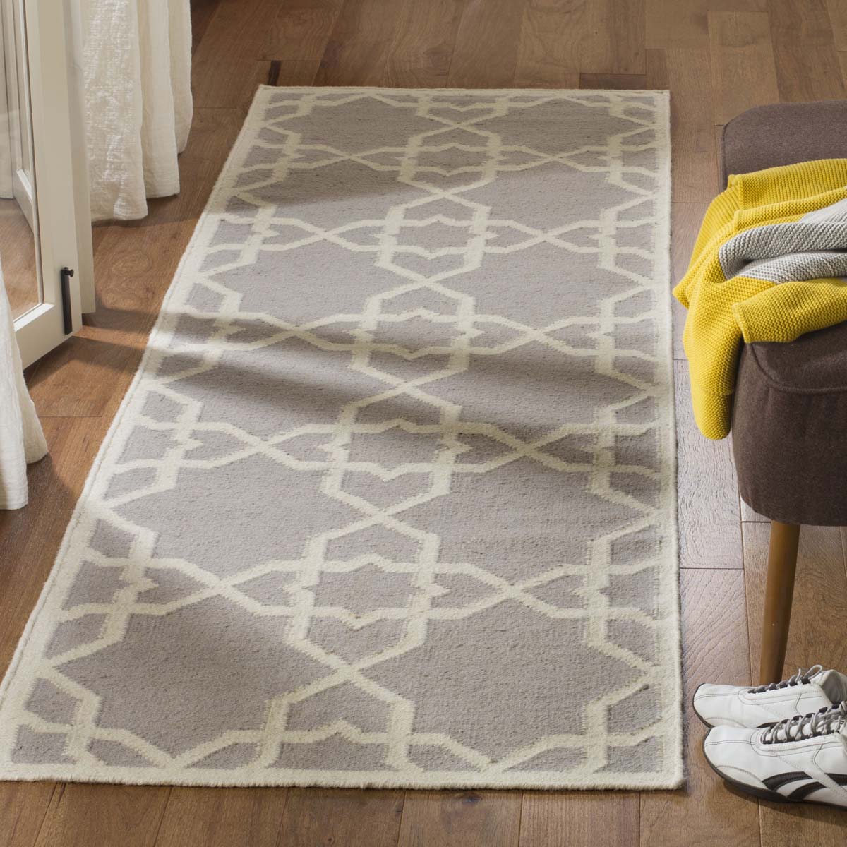 Safavieh Dhurries 548 Rug, DHU548 - Grey / Ivory