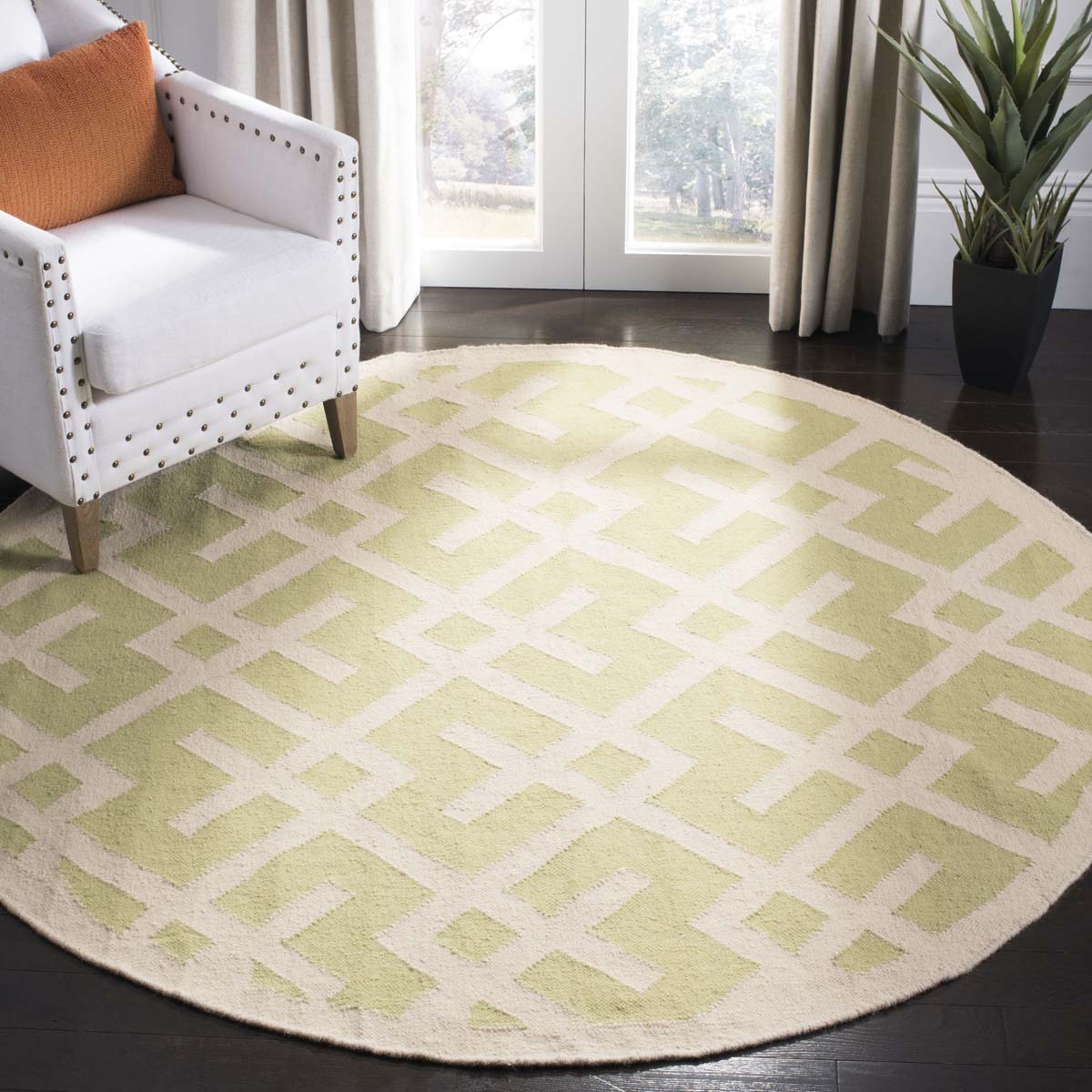 Safavieh Dhurries 552 Rug, DHU552 - Light Green / Ivory