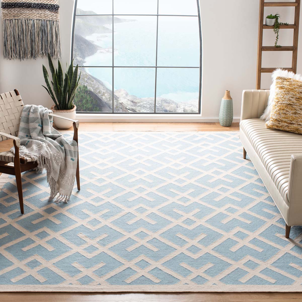 Safavieh Dhurries 552 Rug, DHU552 - Light Blue / Ivory