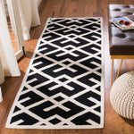 Safavieh Dhurries 552 Rug, DHU552 - Black / Ivory