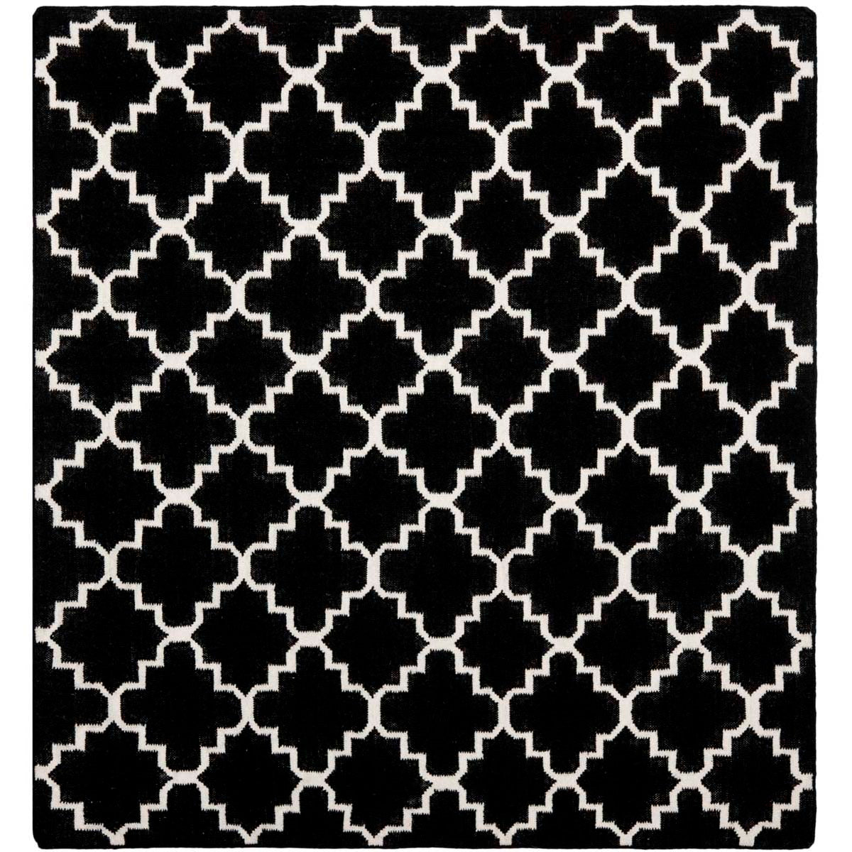 Safavieh Dhurries 554 Rug, DHU554 - Black / Ivory