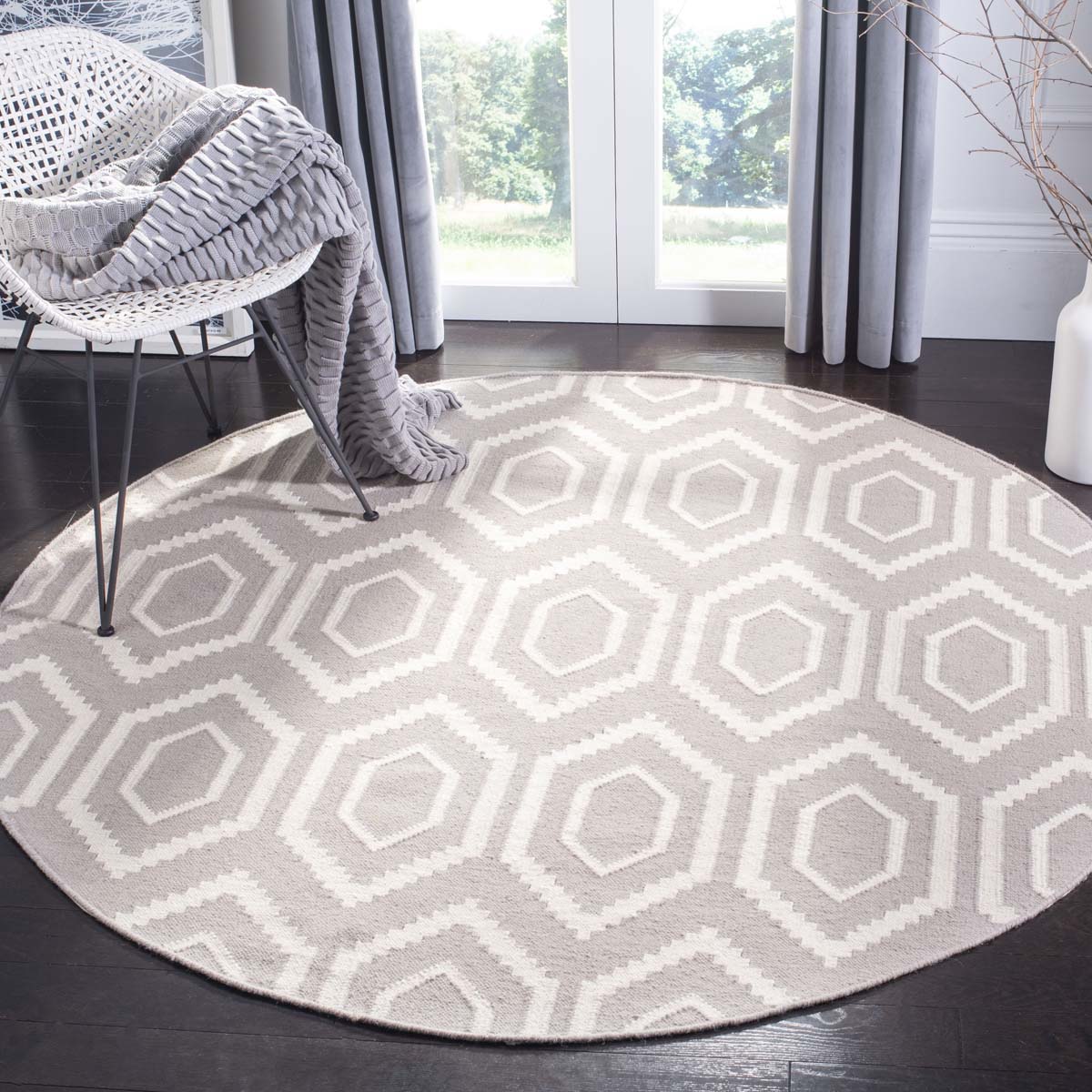 Safavieh Dhurries 556 Rug, DHU556 - Grey / Ivory