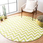 Safavieh Dhurries 557 Rug, DHU557 - Green / Ivory