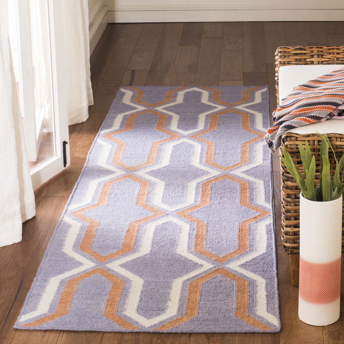 Safavieh Dhurries 559 Rug, DHU559 - Purple / Multi