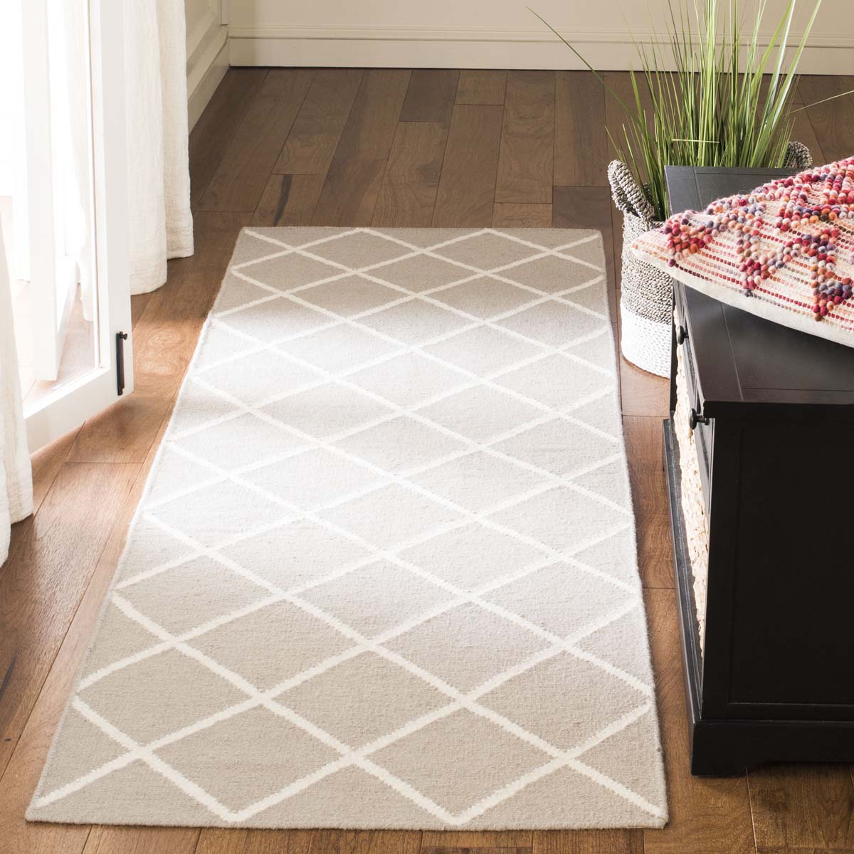 Safavieh Dhurries 565 Rug, DHU565 - Grey / Ivory