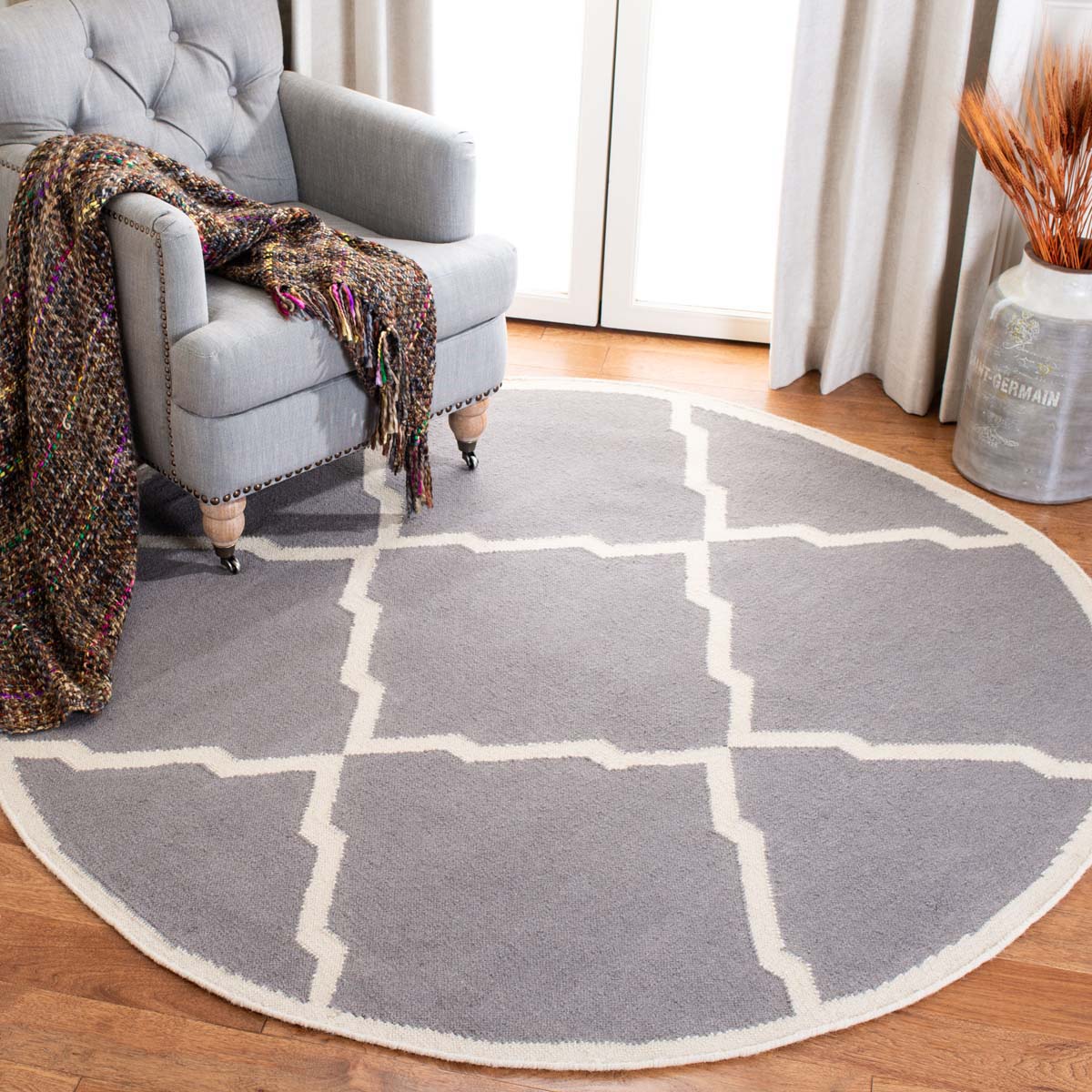 Safavieh Dhurries 567 Rug, DHU567 - Grey / Ivory