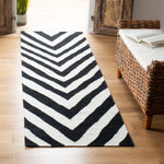 Safavieh Dhurries 568 Rug, DHU568 - Black / Ivory