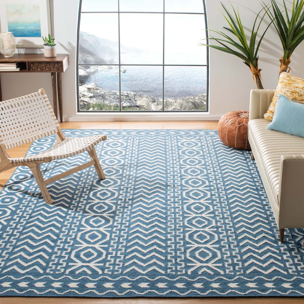 Safavieh Dhurries 572 Rug, DHU572 - Dark Blue / Ivory