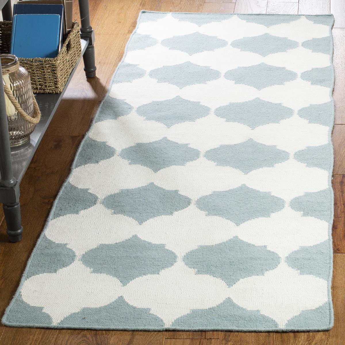 Safavieh Dhurries 624 Rug, DHU624 - Blue / Ivory