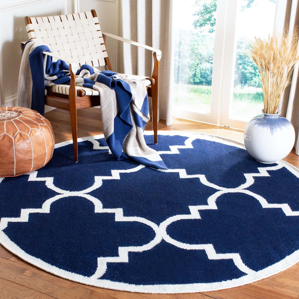 Safavieh Dhurries 633 Rug, DHU633 - Navy / Ivory