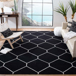 Safavieh Dhurries 635 Rug, DHU635 - Black / Ivory