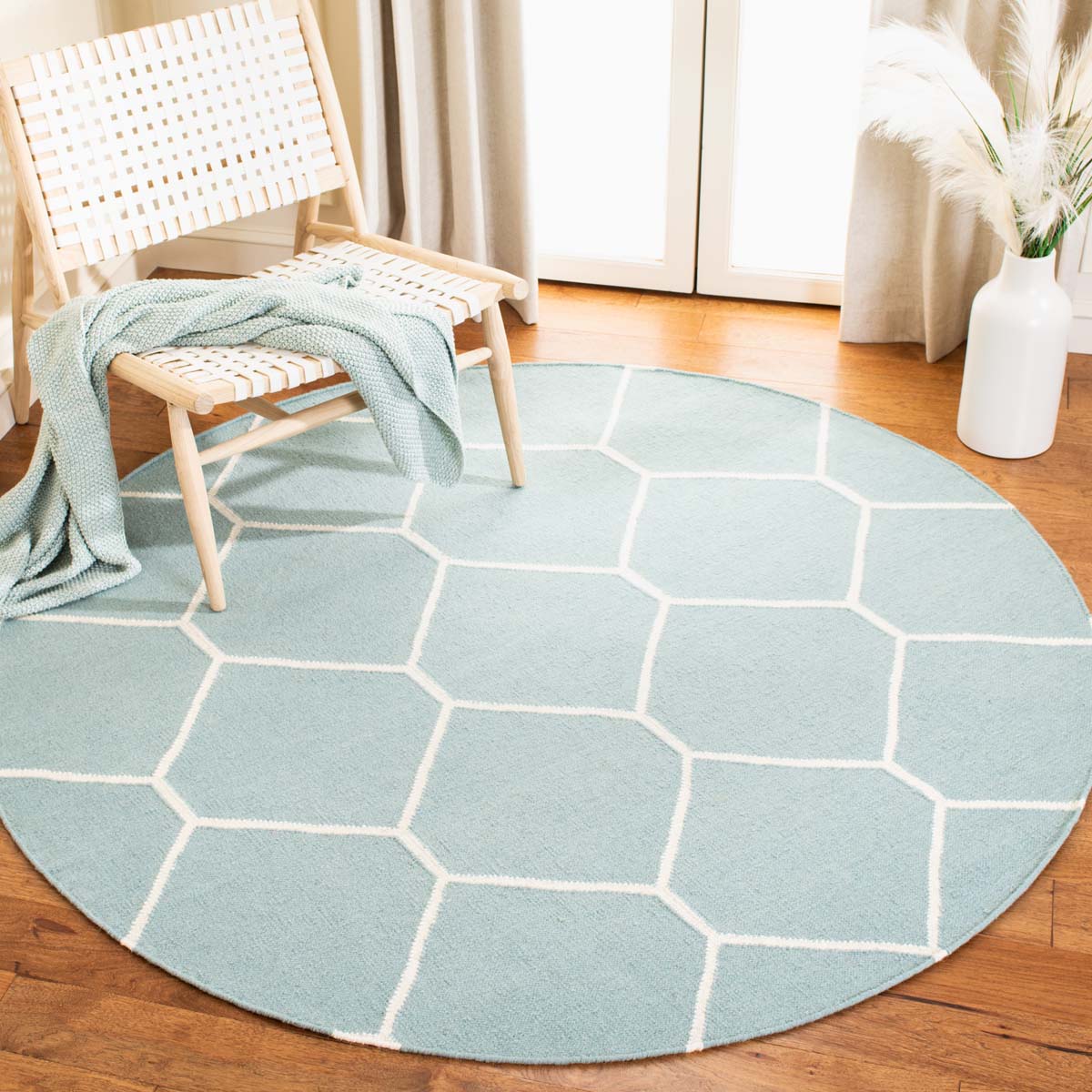 Safavieh Dhurries 635 Rug, DHU635 - Light Blue / Ivory