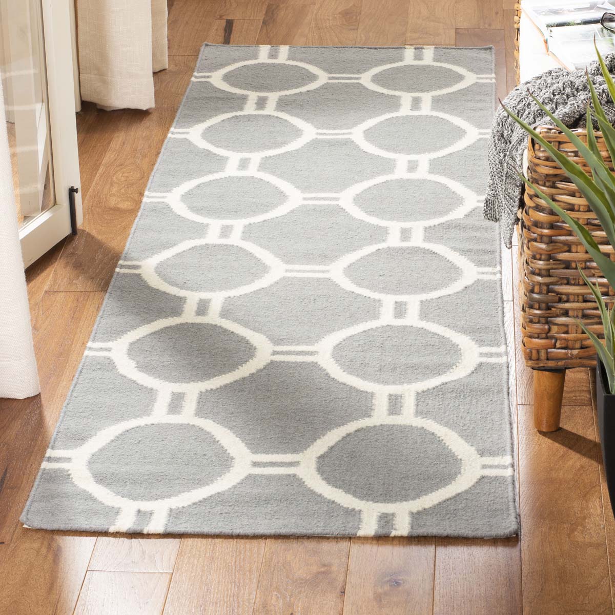 Safavieh Dhurries 636 Rug, DHU636 - Grey / Ivory