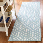 Safavieh Dhurries 637 Rug, DHU637 - Light Blue / Ivory