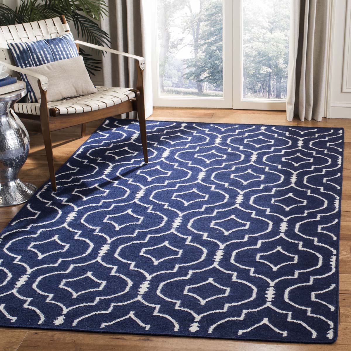 Safavieh Dhurries 637 Rug, DHU637 - Navy / Ivory