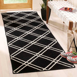 Safavieh Dhurries 638 Rug, DHU638 - Black / Ivory