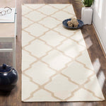 Safavieh Dhurries 645 Rug, DHU645 - Ivory / Camel