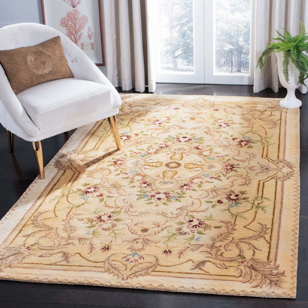 Safavieh Empire 832 Rug, EM823 - Beige / Light Gold