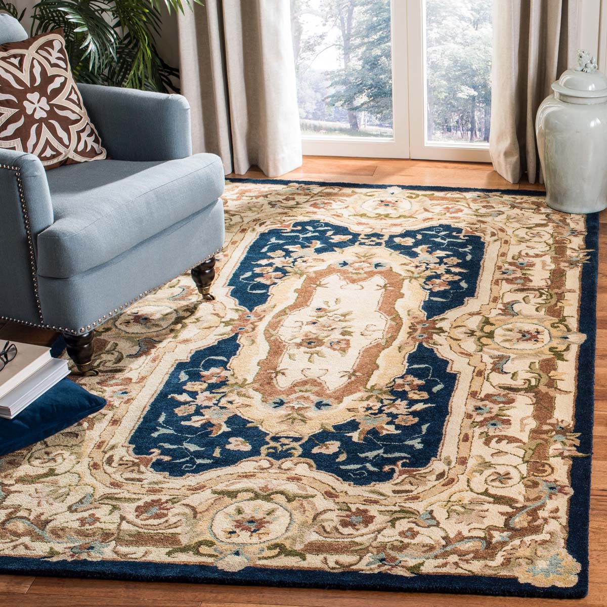 Safavieh Empire 24B Rug, EM824B - Navy / Beige