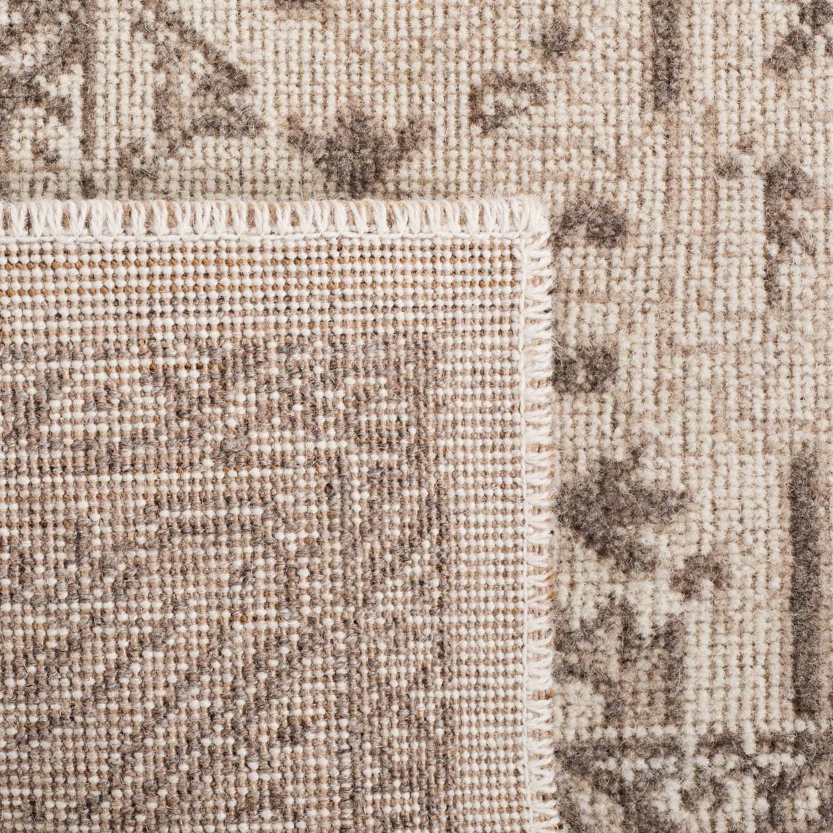 Safavieh Essence 750 Rug, ESS750 - Natural / Taupe