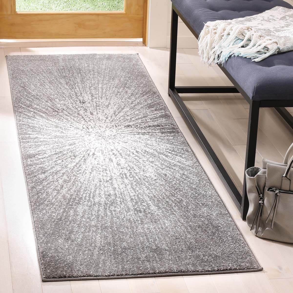 Safavieh Evoke 228 Rug, White, EVK228 - Dark Grey / Ivory