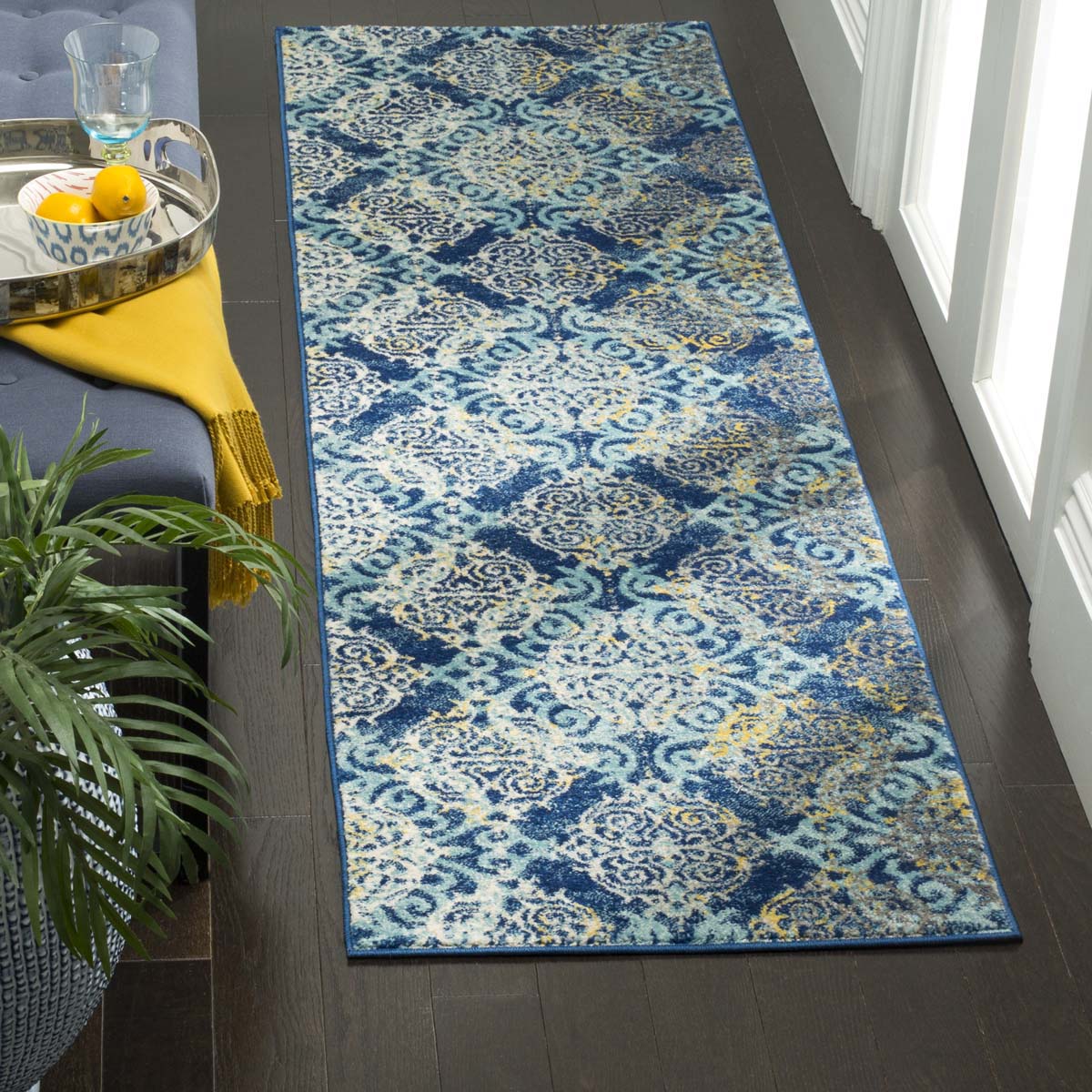 Safavieh Evoke 230 Rug, EVK230 - ROYAL / LIGHT BLUE