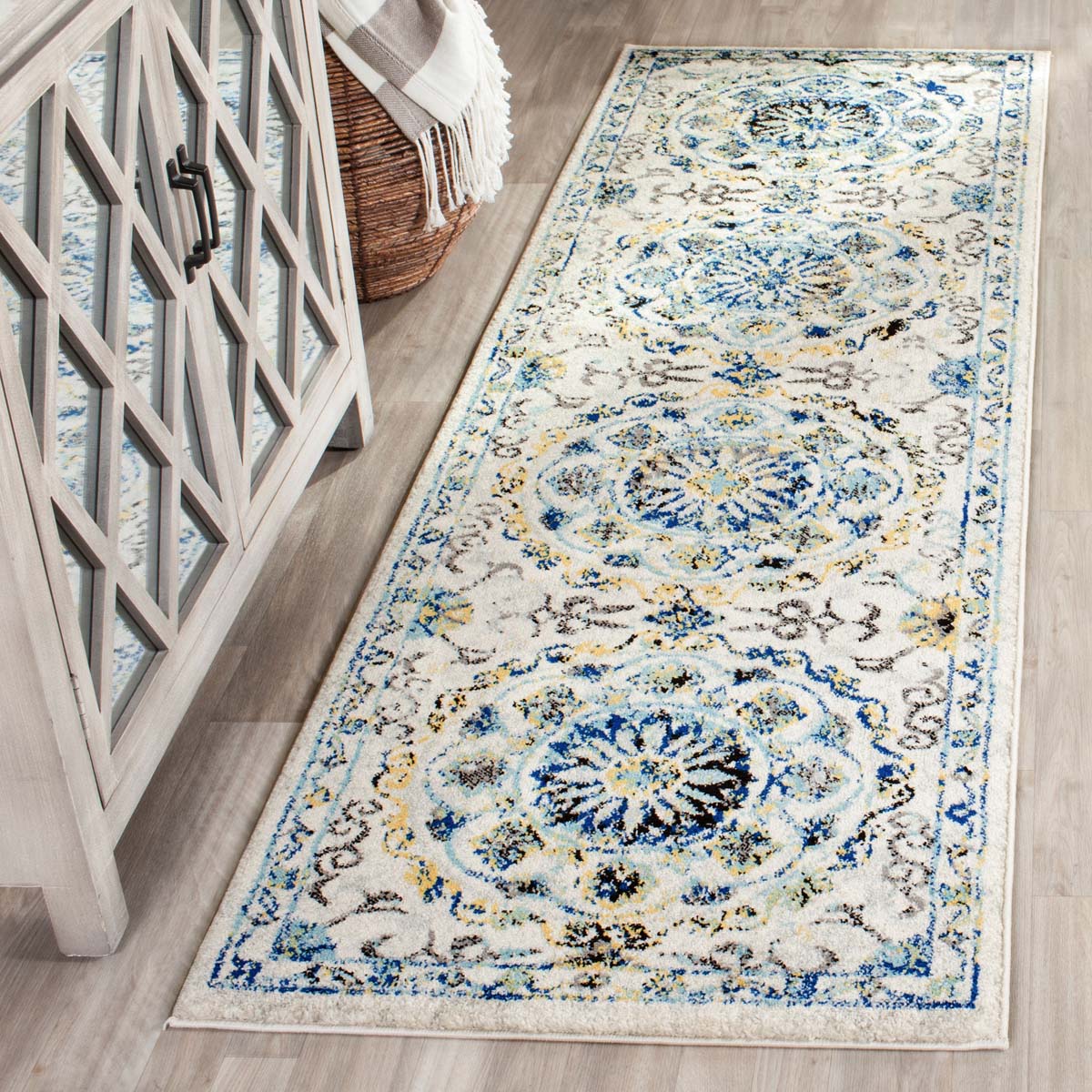 Safavieh Evoke 252 Rug, EVK252 - IVORY / BLUE