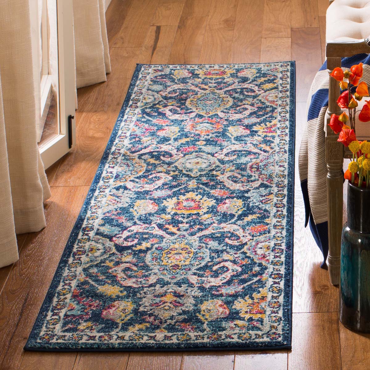 Safavieh Evoke 255 Rug, EVK255 - NAVY / FUCHSIA