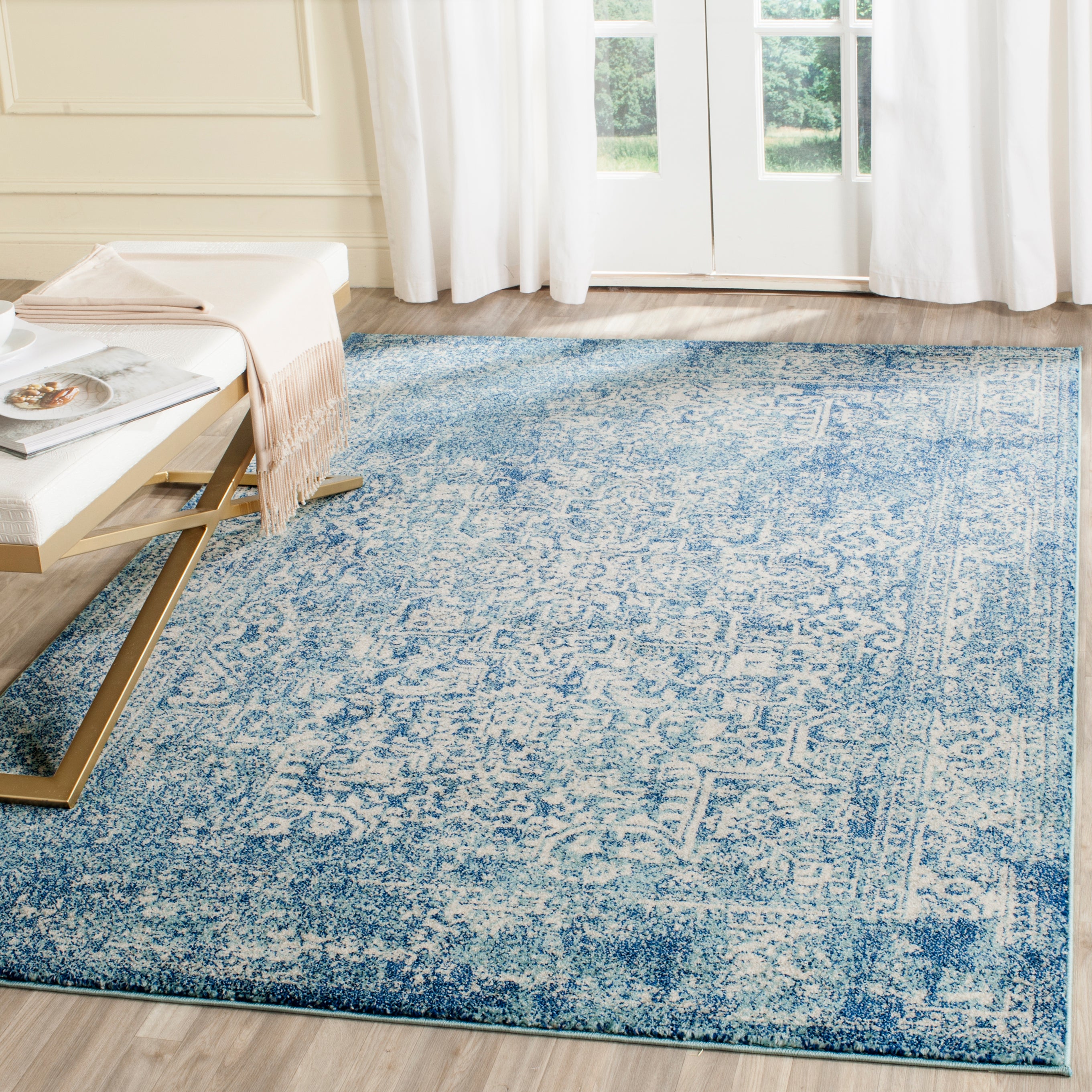 Safavieh Evoke 256 Rug, Blue, EVK256 - Blue / Ivory