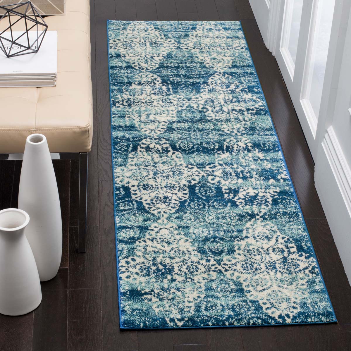 Safavieh Evoke 266 Rug, EVK266 - ROYAL / IVORY